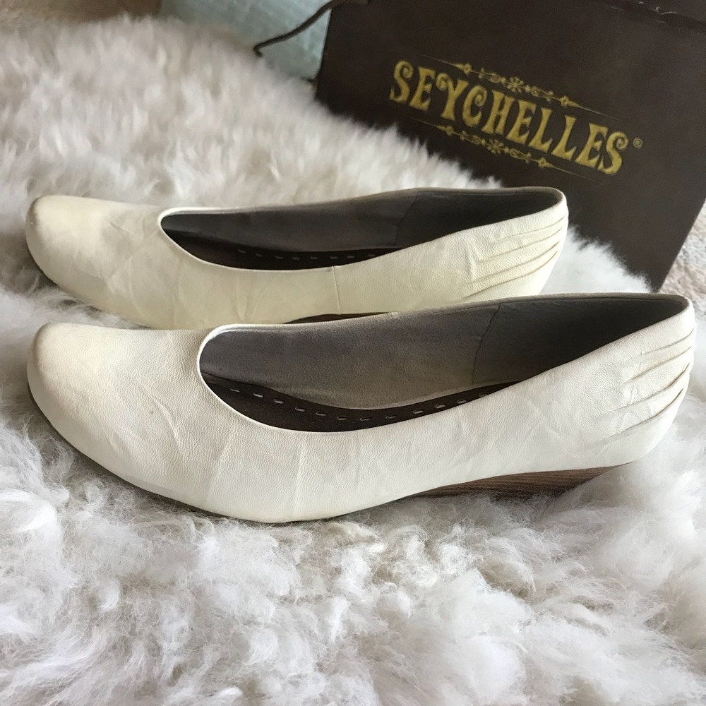 Seychelles Silver Spoon Crinkle